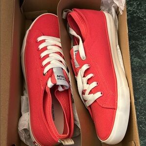 Kenneth Cole Vibrant Red Canvas Shoes